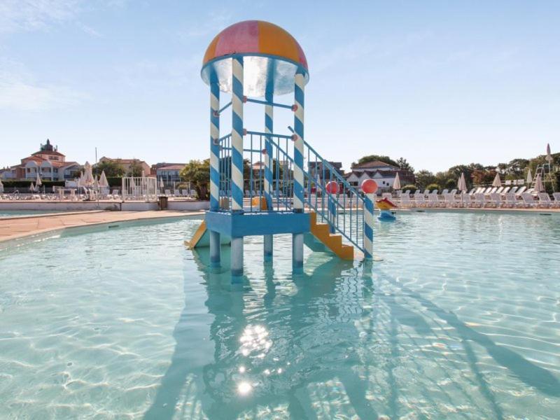1 Situee Dans Un Magnifique Village Familiale